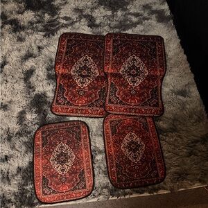 Set of 4 red and black Mediterranean car mats